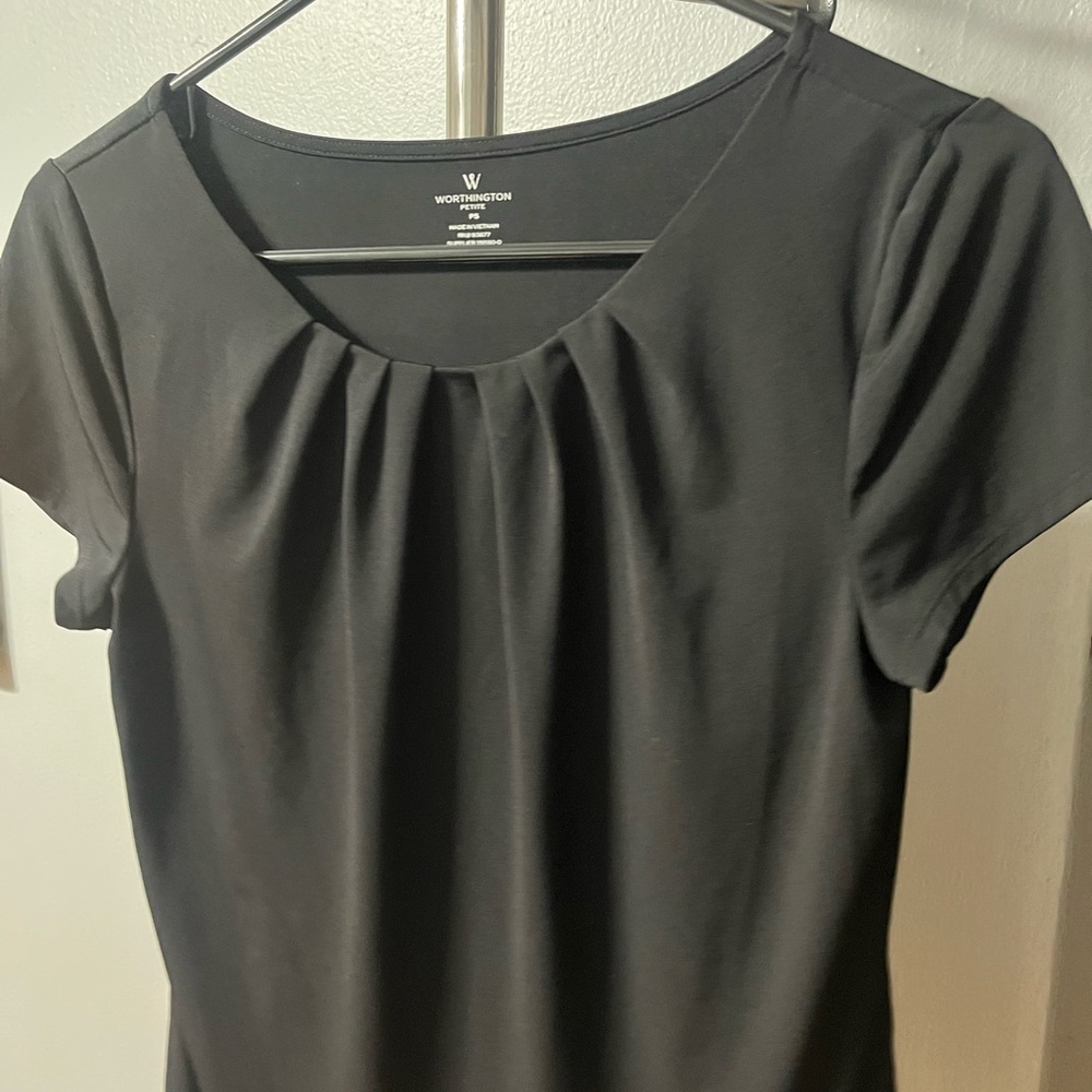 Worthington women’s dress top.